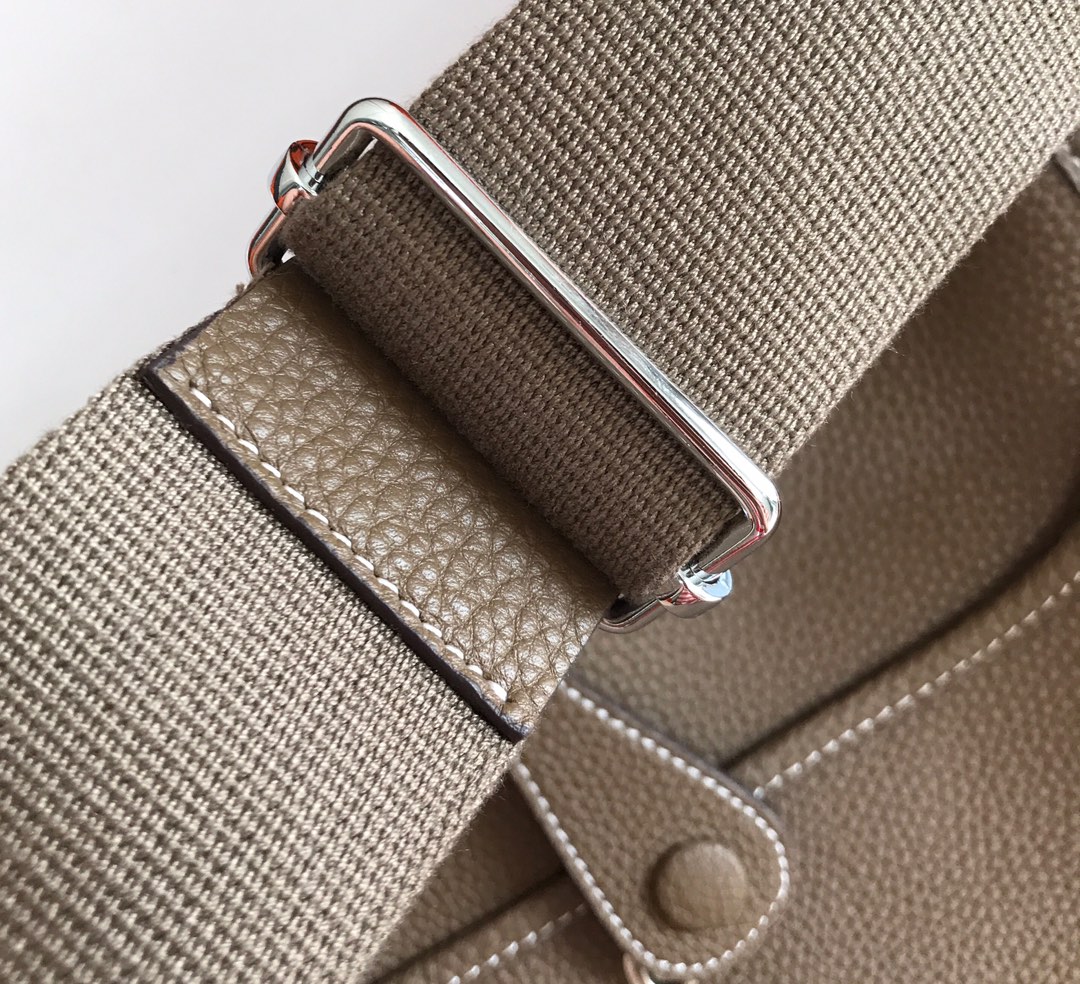 에르메스 에블린29 에토프 토고